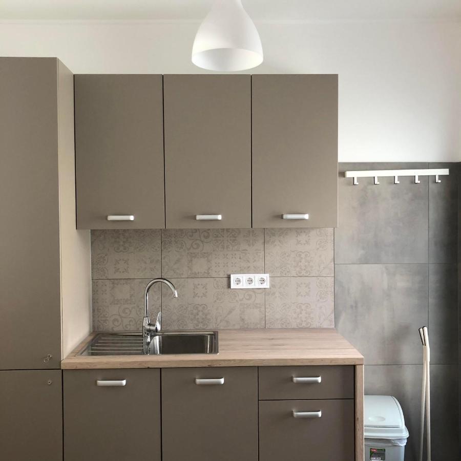 Avas Apartman Μίσκολτς Εξωτερικό φωτογραφία