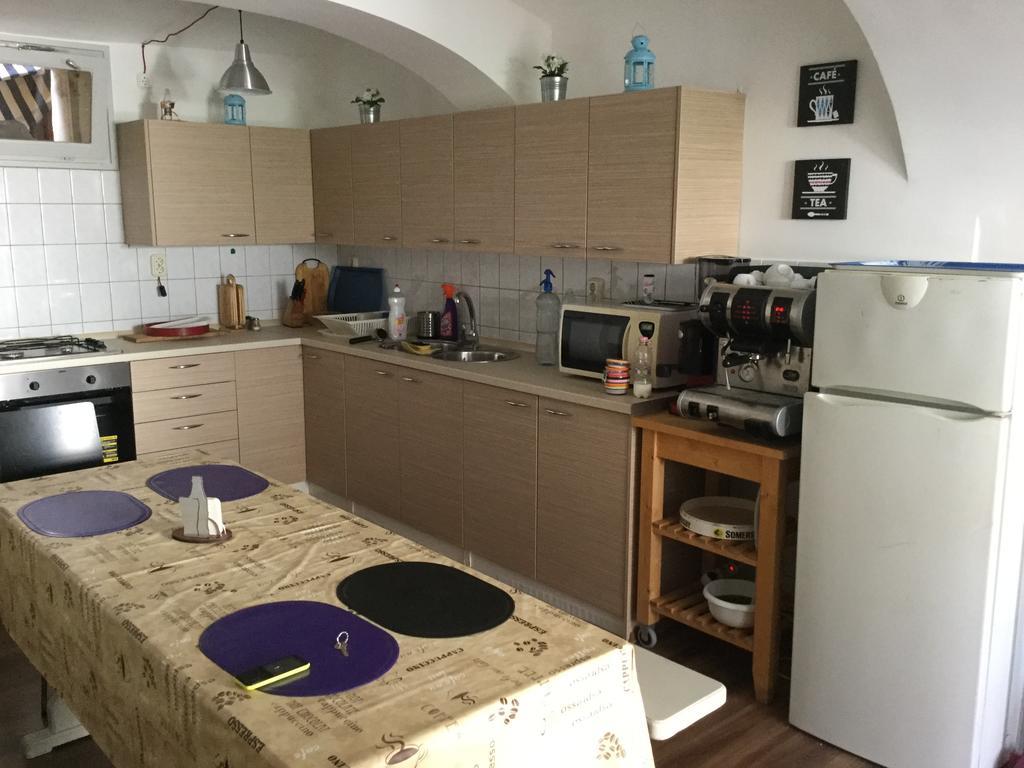 Avas Apartman Μίσκολτς Εξωτερικό φωτογραφία