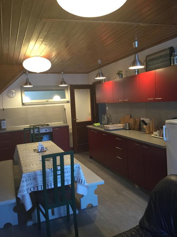 Avas Apartman Μίσκολτς Εξωτερικό φωτογραφία